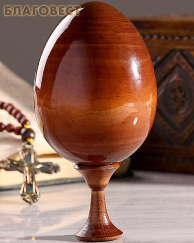 Яйцо на подставке